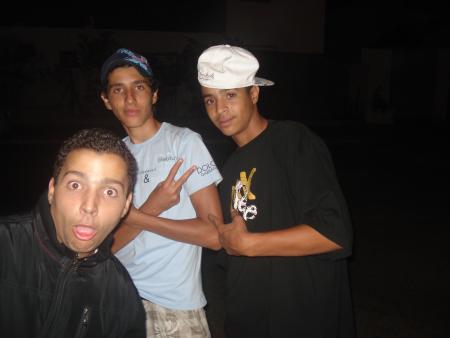 adiii  youno je3je3